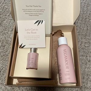Vegamour Gro serum and dry shampoo set